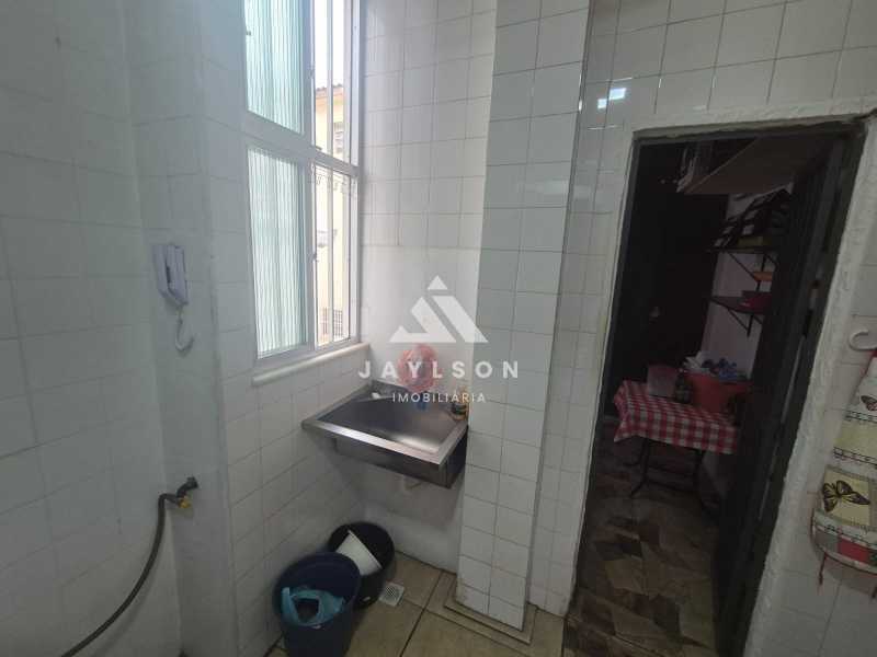 Apartamento à venda com 2 quartos, 85m² - Foto 21