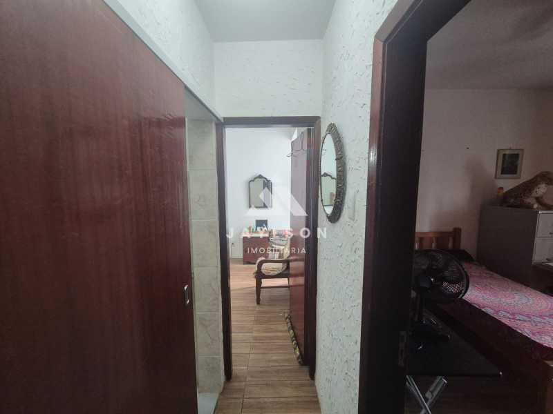 Apartamento à venda com 2 quartos, 85m² - Foto 27