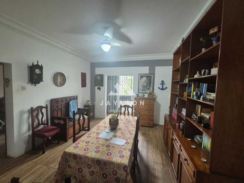 Apartamento à venda com 2 quartos, 85m² - Foto 1