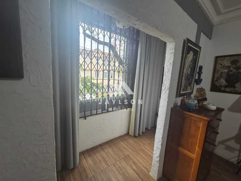 Apartamento à venda com 2 quartos, 85m² - Foto 6