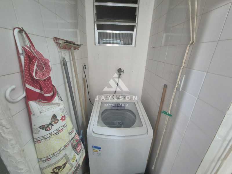 Apartamento à venda com 2 quartos, 85m² - Foto 25