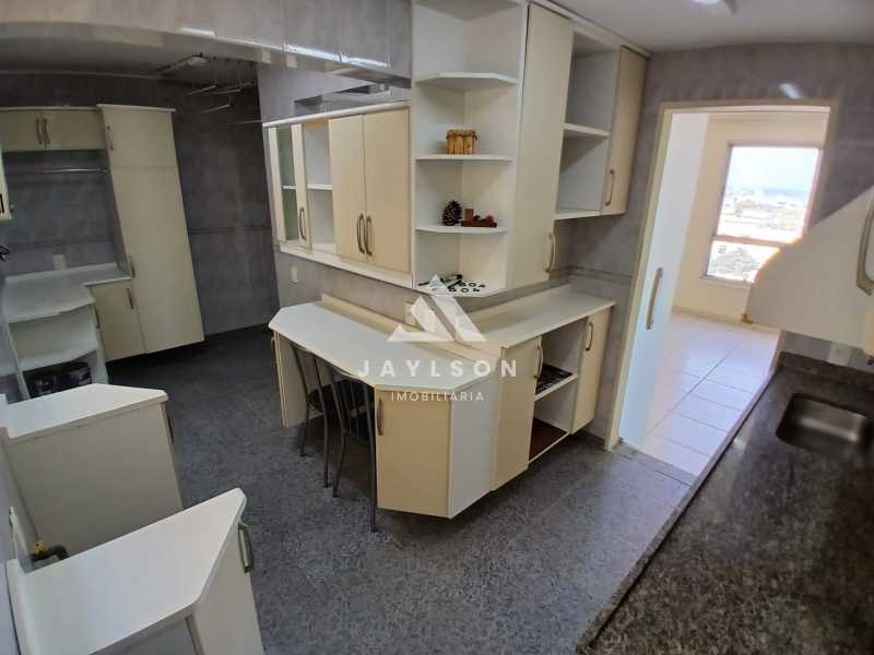 Apartamento à venda com 2 quartos, 66m² - Foto 23