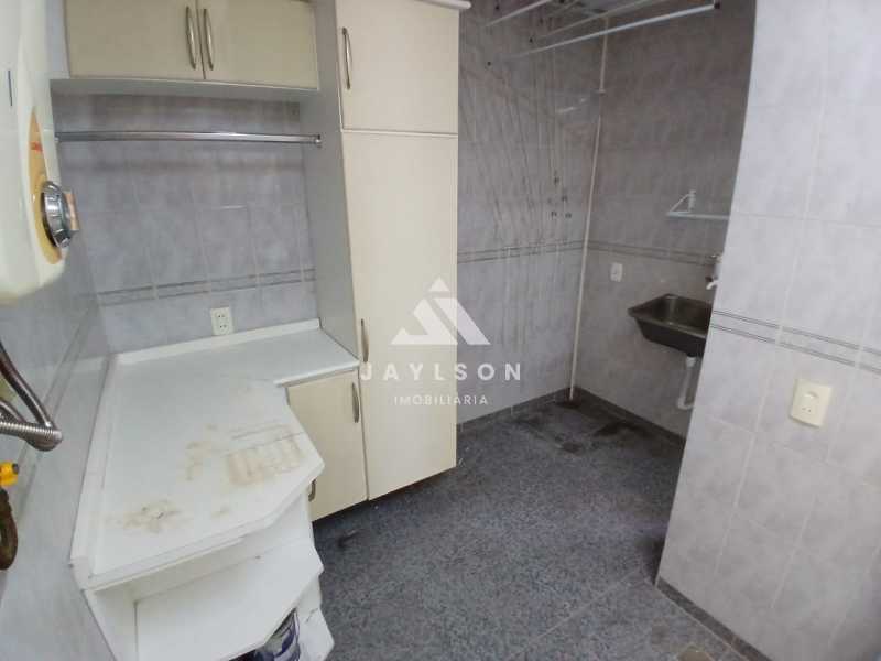 Apartamento à venda com 2 quartos, 66m² - Foto 26