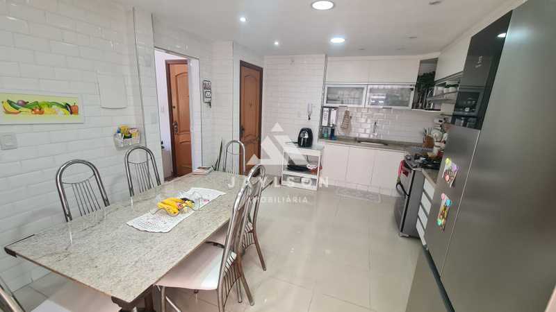 Apartamento à venda com 3 quartos, 102m² - Foto 15