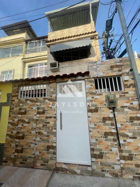 Casa de Vila à venda com 2 quartos, 100m² - Foto 1