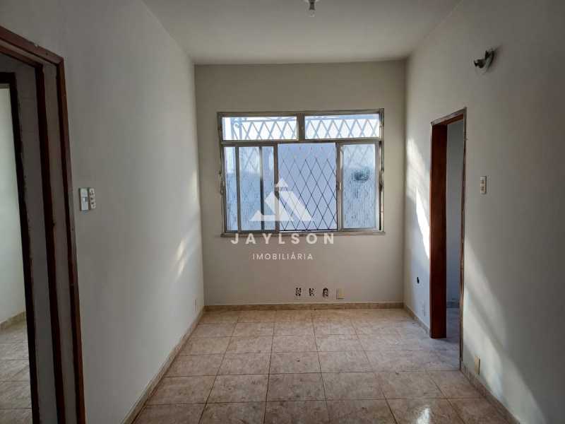 Casa de Vila à venda com 3 quartos, 115m² - Foto 2