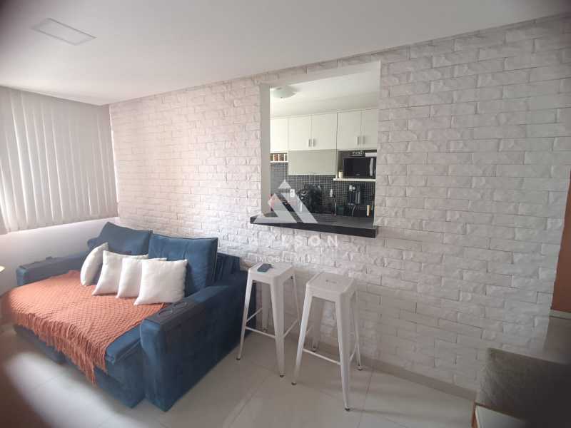 Apartamento à venda com 2 quartos, 50m² - Foto 19