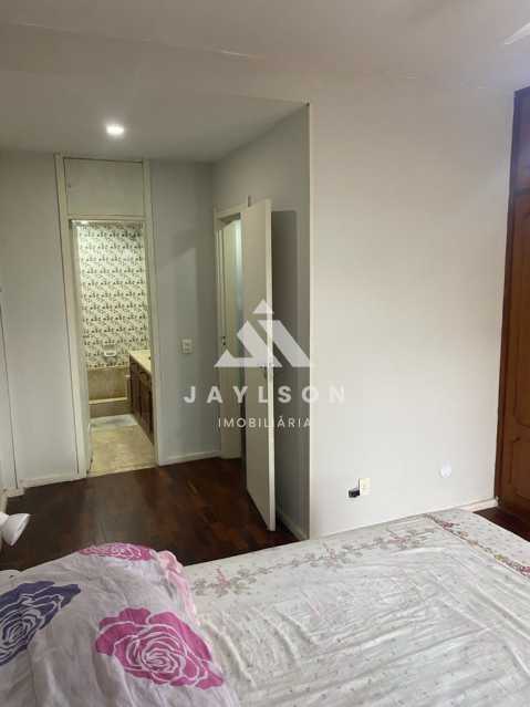 Apartamento à venda com 3 quartos, 144m² - Foto 6