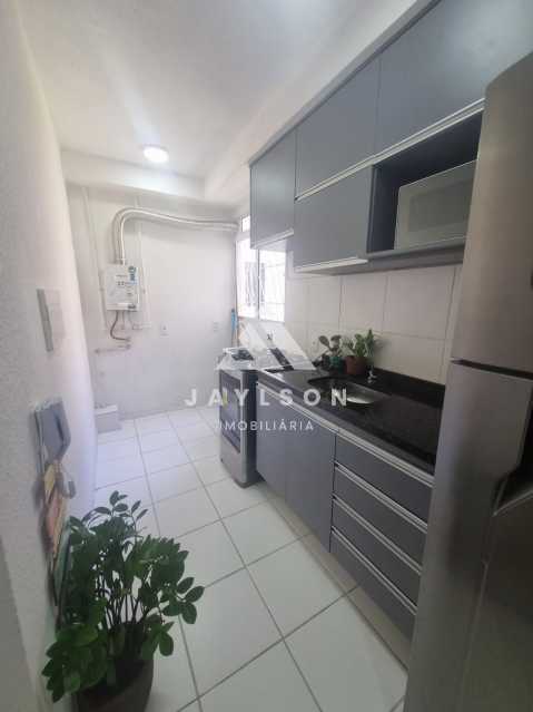 Apartamento à venda com 2 quartos, 48m² - Foto 14