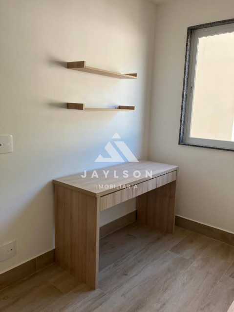 Apartamento à venda com 2 quartos, 67m² - Foto 9