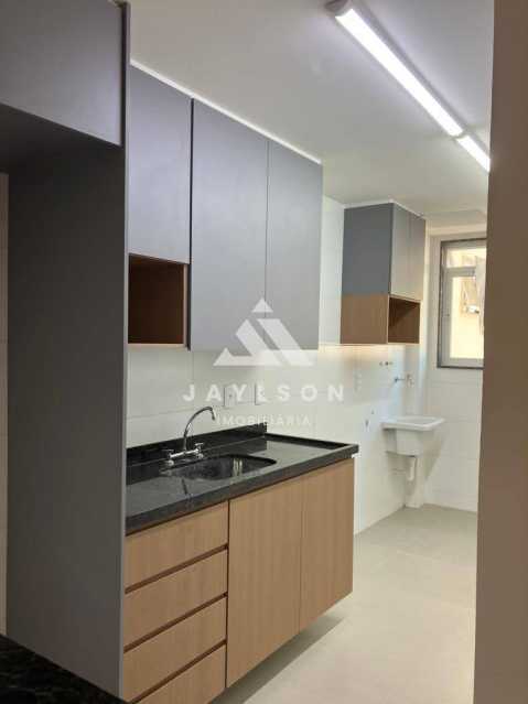 Apartamento à venda com 2 quartos, 67m² - Foto 12