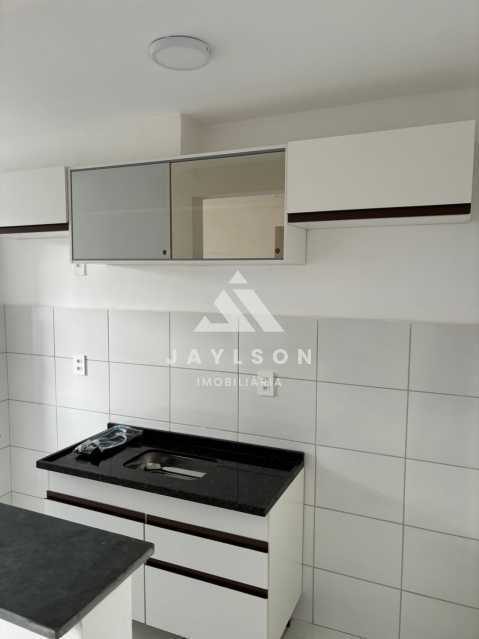 Apartamento à venda com 2 quartos, 45m² - Foto 15