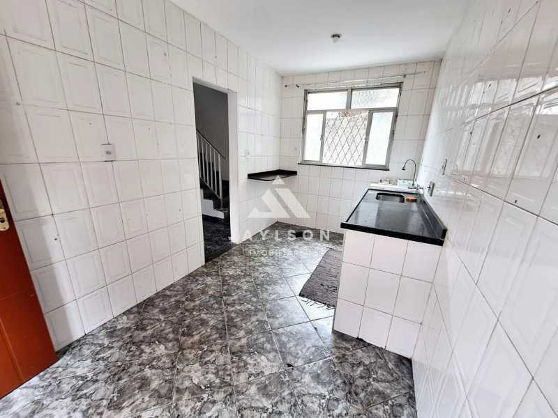 Casa à venda com 5 quartos, 170m² - Foto 14