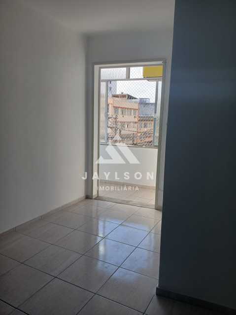 Apartamento à venda com 2 quartos, 75m² - Foto 1