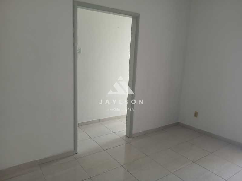 Apartamento à venda com 2 quartos, 75m² - Foto 8