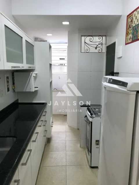 Apartamento à venda com 2 quartos, 70m² - Foto 19