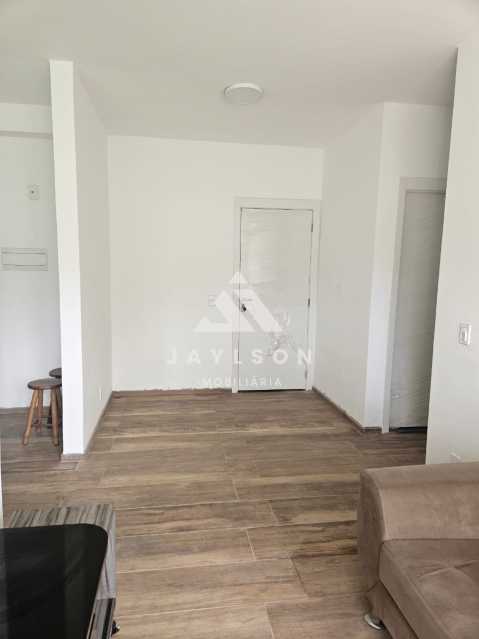 Apartamento à venda com 2 quartos, 48m² - Foto 2