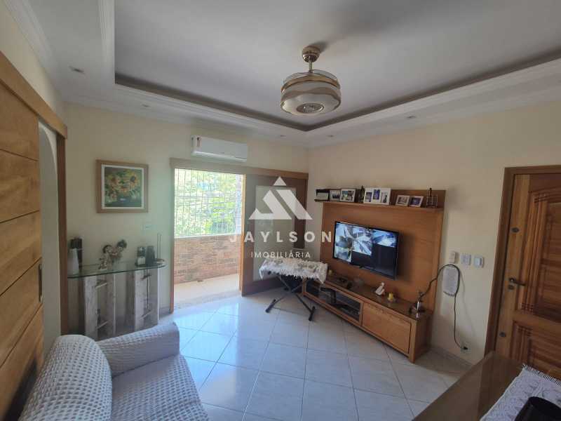 Apartamento à venda com 2 quartos, 65m² - Foto 1