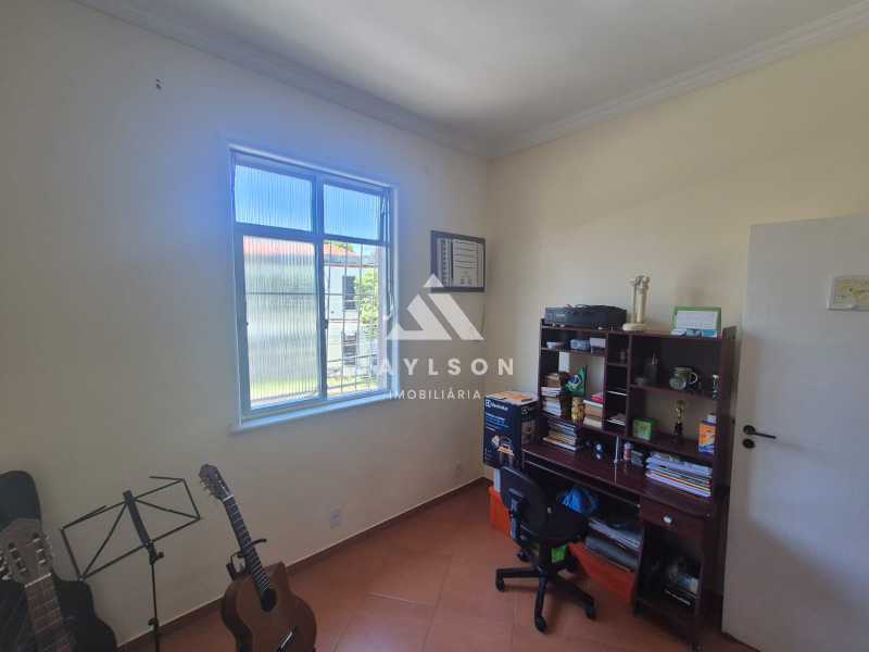 Apartamento à venda com 2 quartos, 65m² - Foto 9