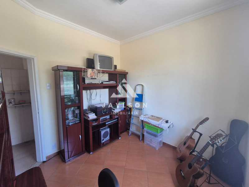 Apartamento à venda com 2 quartos, 65m² - Foto 14