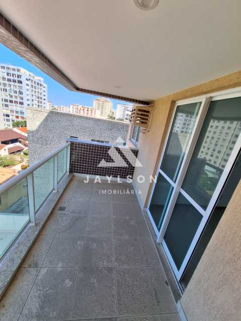 Apartamento para alugar com 3 quartos, 79m² - Foto 2