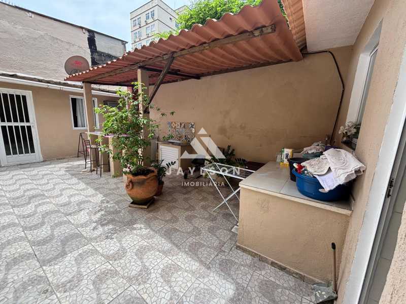 Casa de Vila à venda com 4 quartos, 185m² - Foto 16