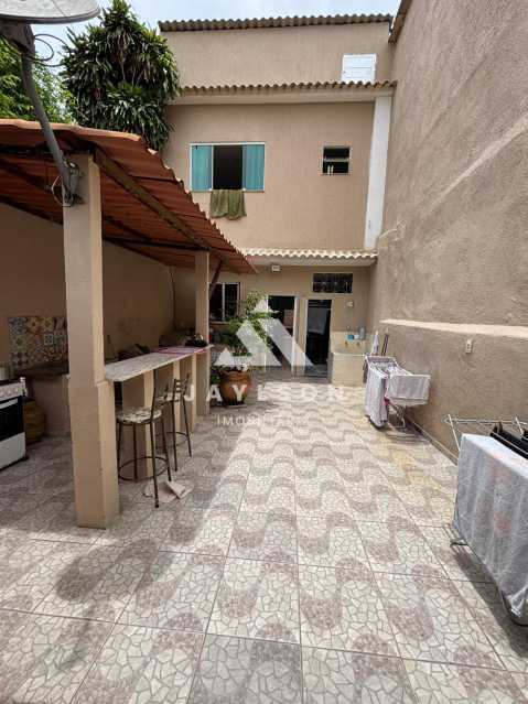 Casa de Vila à venda com 4 quartos, 185m² - Foto 17