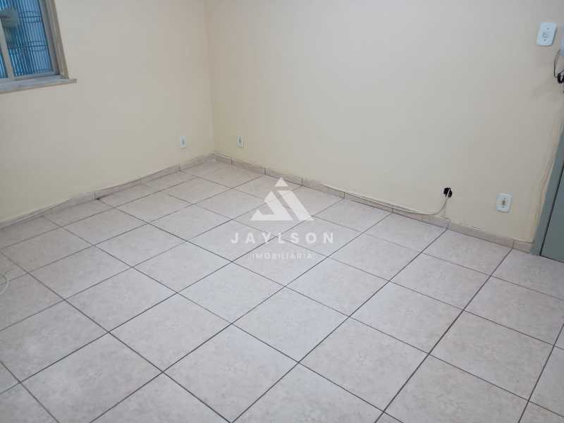 Apartamento à venda com 2 quartos, 61m² - Foto 5