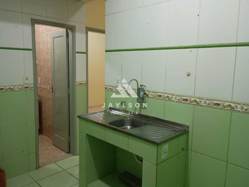 Apartamento à venda com 2 quartos, 61m² - Foto 20