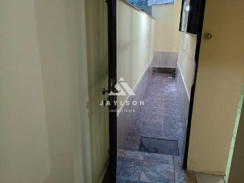 Apartamento à venda com 2 quartos, 61m² - Foto 28