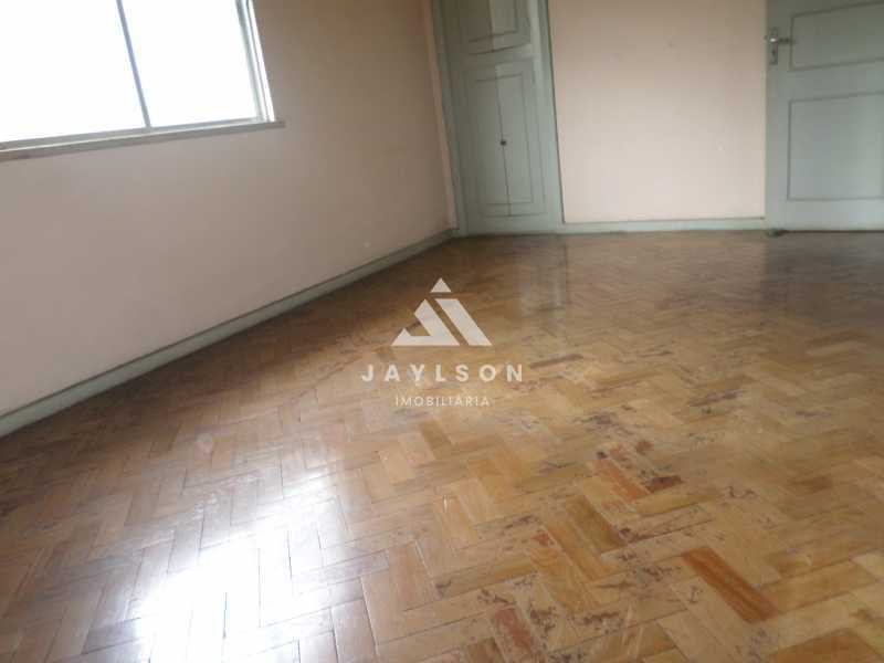 Apartamento à venda com 2 quartos, 83m² - Foto 9