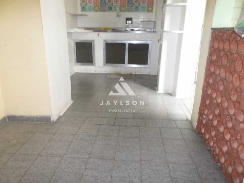 Apartamento à venda com 2 quartos, 83m² - Foto 20