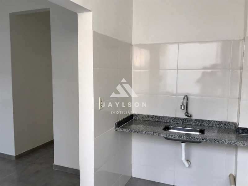 Apartamento à venda com 1 quarto, 34m² - Foto 14