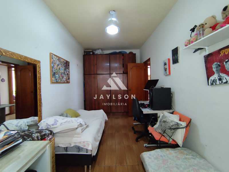 Apartamento à venda com 2 quartos, 80m² - Foto 4