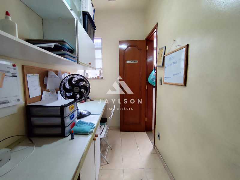 Apartamento à venda com 2 quartos, 80m² - Foto 9