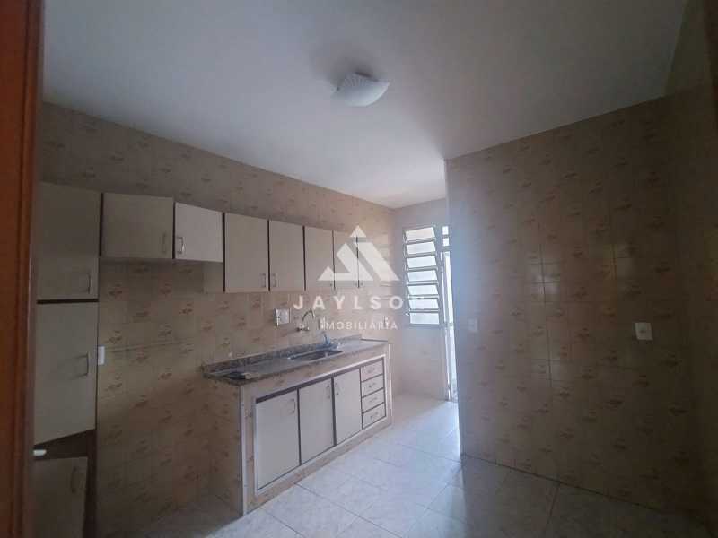 Apartamento à venda com 2 quartos, 68m² - Foto 10