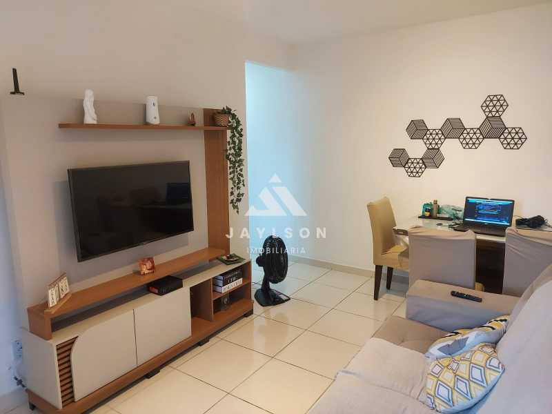 Apartamento à venda com 2 quartos, 64m² - Foto 1