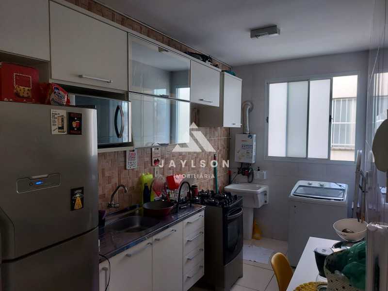 Apartamento à venda com 2 quartos, 64m² - Foto 7