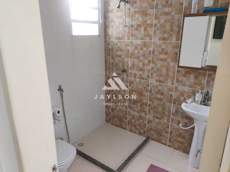 Apartamento à venda com 2 quartos, 64m² - Foto 9