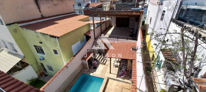 Casa à venda com 4 quartos, 350m² - Foto 3