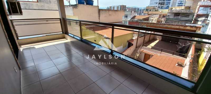 Casa à venda com 4 quartos, 350m² - Foto 4