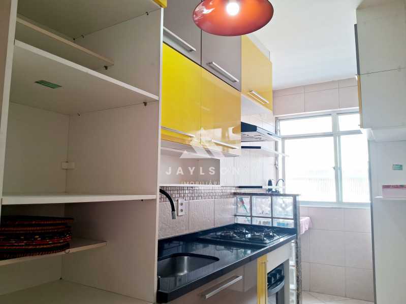 Apartamento à venda com 2 quartos, 57m² - Foto 13