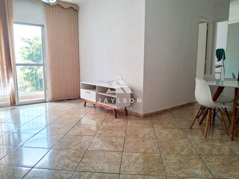 Apartamento à venda com 2 quartos, 57m² - Foto 1