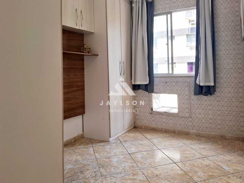 Apartamento à venda com 2 quartos, 57m² - Foto 14