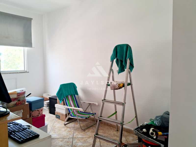 Apartamento à venda com 2 quartos, 57m² - Foto 18