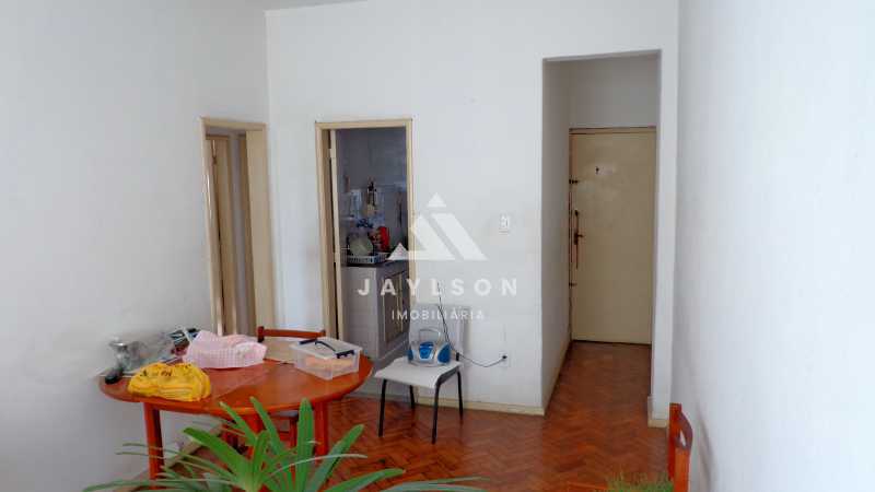 Apartamento à venda com 2 quartos, 85m² - Foto 3