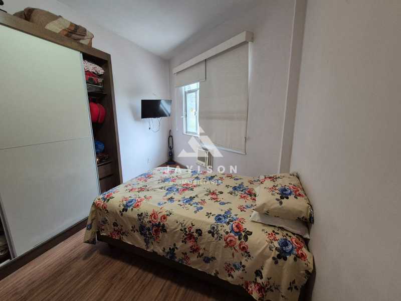 Apartamento à venda com 3 quartos, 125m² - Foto 15