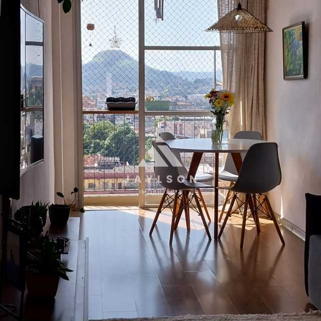 Apartamento à venda com 2 quartos, 52m² - Foto 5