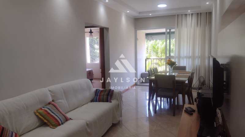 Apartamento à venda com 3 quartos, 83m² - Foto 1