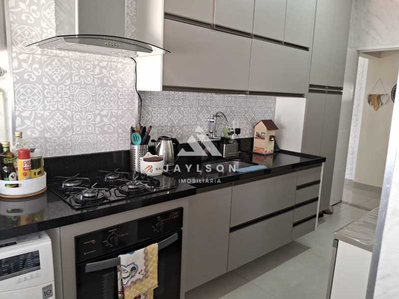 Apartamento à venda com 3 quartos, 79m² - Foto 18